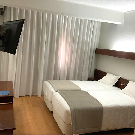 Hotel Costa De Prata 2 & Spa Фигейра да Фош Екстериор снимка
