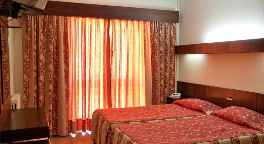 Hotel Costa De Prata 2 & Spa Фигейра да Фош Екстериор снимка