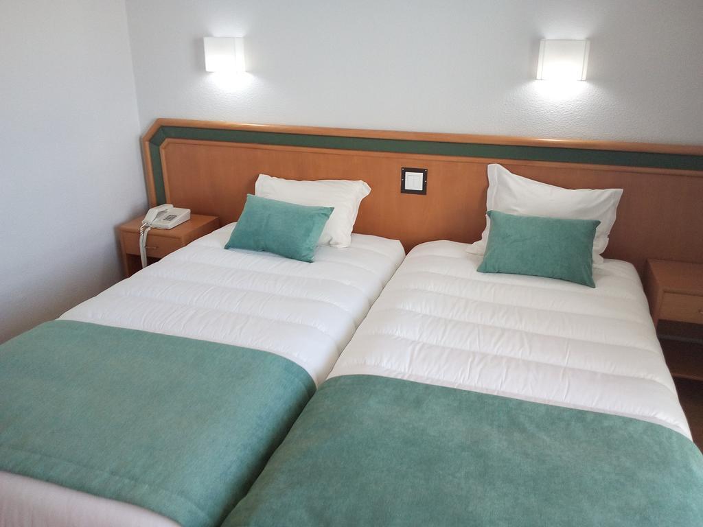 Hotel Costa De Prata 2 & Spa Фигейра да Фош Екстериор снимка