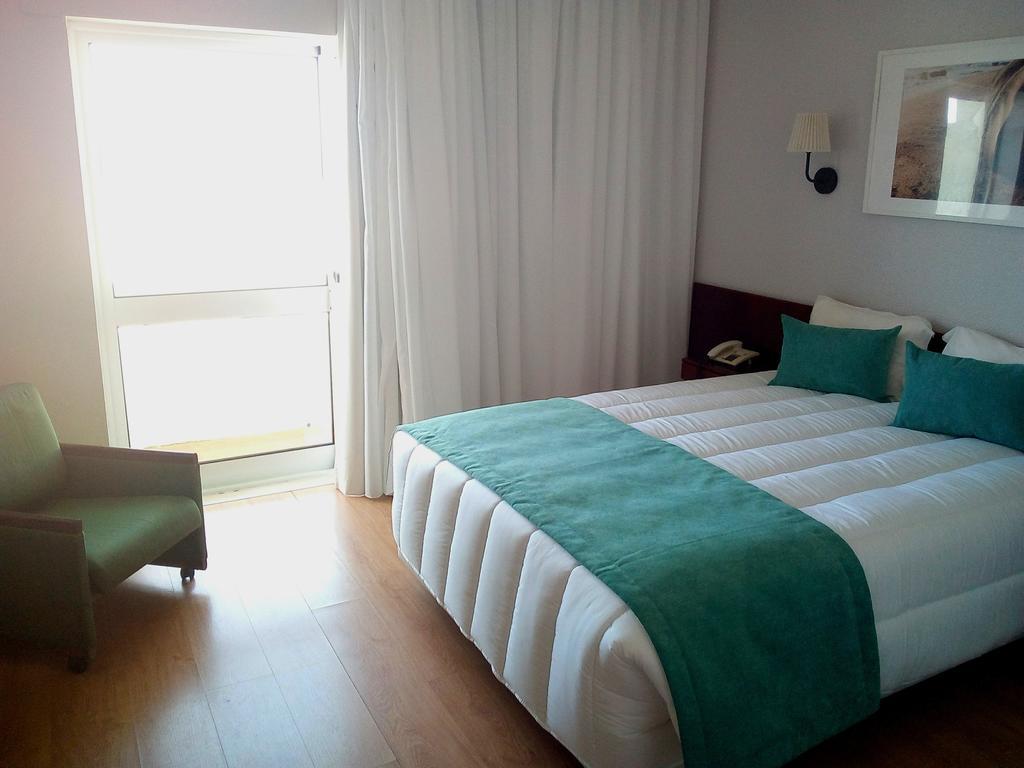 Hotel Costa De Prata 2 & Spa Фигейра да Фош Екстериор снимка