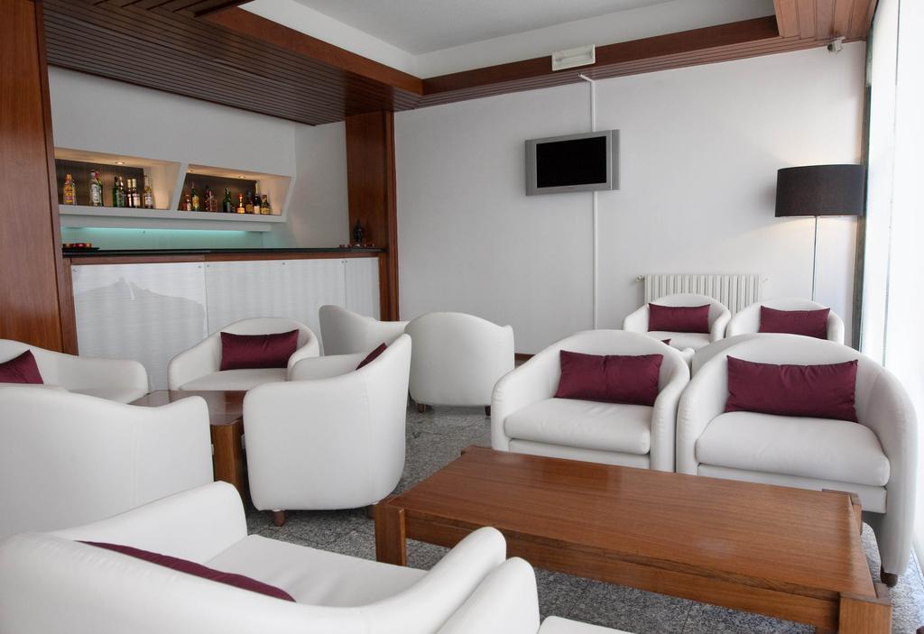 Hotel Costa De Prata 2 & Spa Фигейра да Фош Екстериор снимка